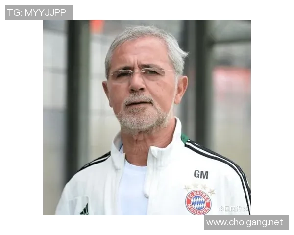 穆勒因爱上足球明星而展开的激情与挑战之旅 穆勒因爱上足球明星而展开的激情与挑战之旅