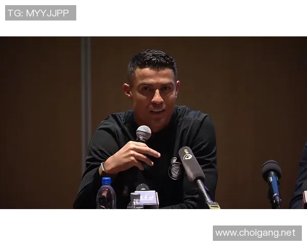 足球明星中国行遭遇冷遇球迷热情不再引发各方关注与思考