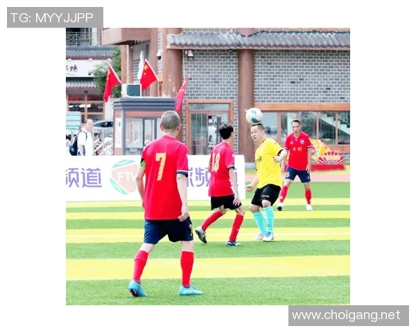 足球明星真人版:重温绿茵传奇与球场背后的真实故事 足球明星真人版:重温绿茵传奇与球场背后的真实故事