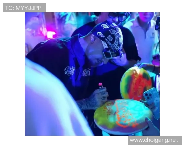 世界街舞大赛点评：成都飞盘队的耐力表现